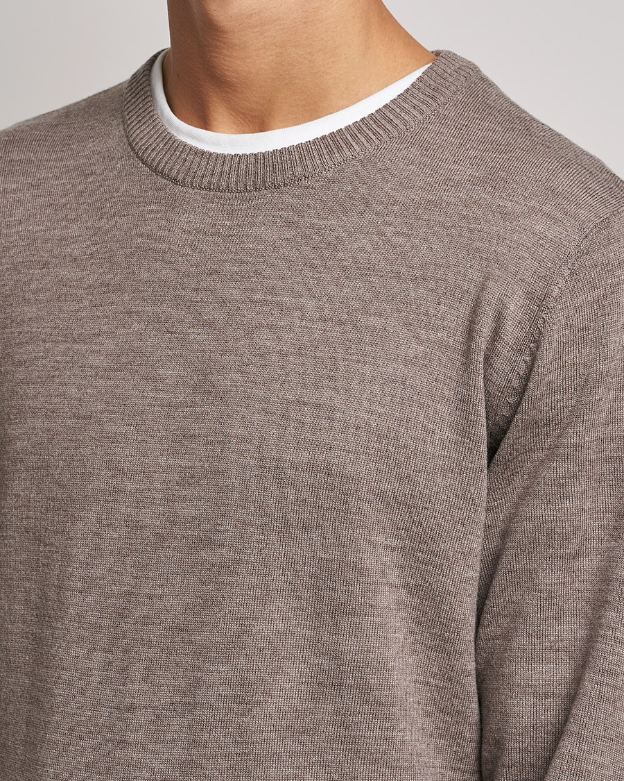 Herren | Pullover | A Day's March | Alagón Merino Crew Taupe Melange