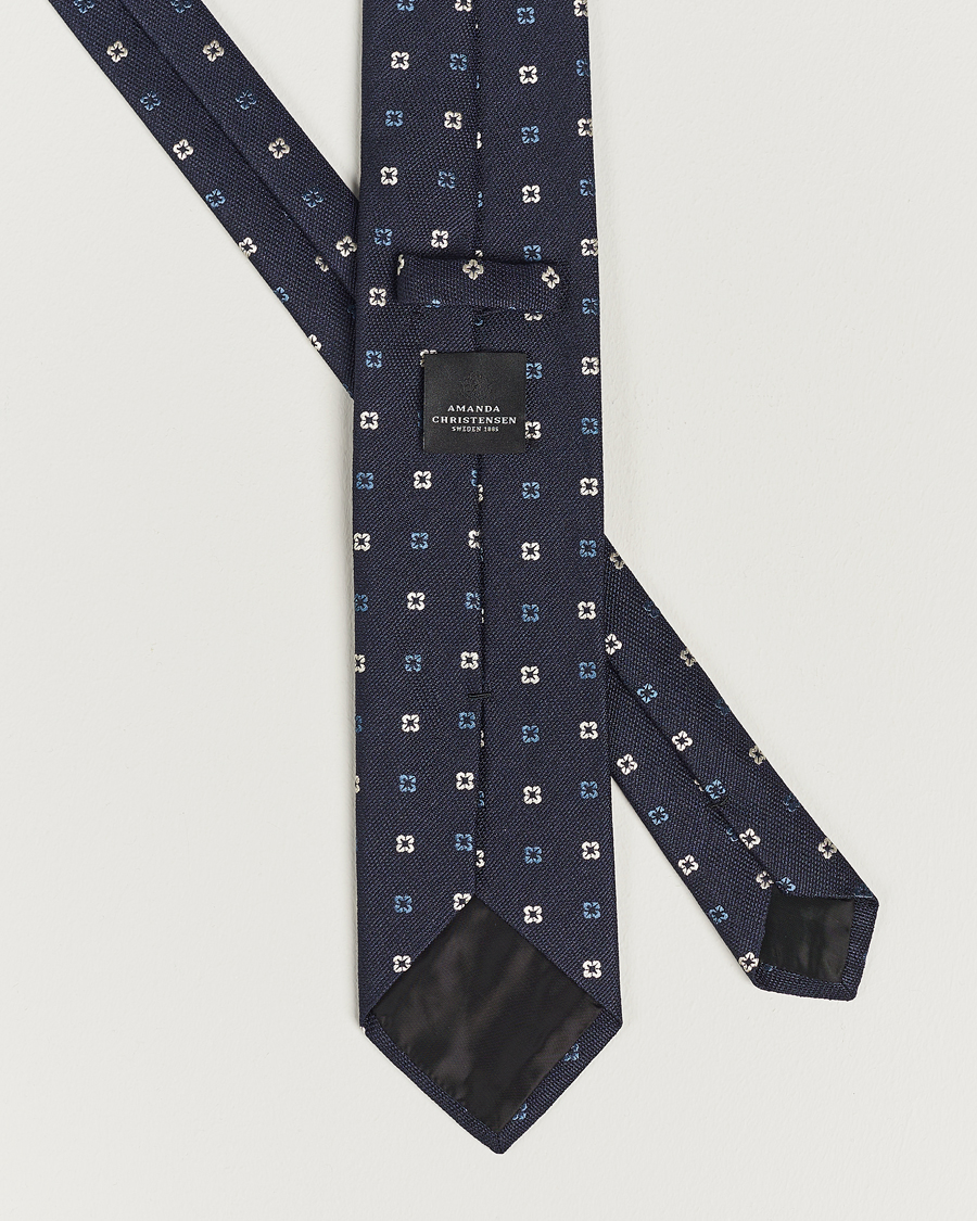 Herren | Amanda Christensen Silk Bouclé Flower 8cm Tie Navy | Amanda Christensen | Silk Bouclé Flower 8cm Tie Navy