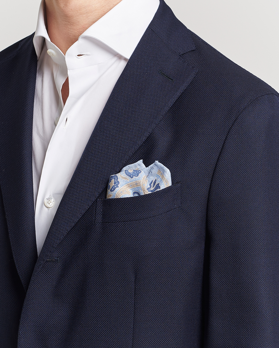 Herren | Amanda Christensen Linen Printed Large Paisley Pocket Square Blue | Amanda Christensen | Linen Printed Large Paisley Pocket Square Blue