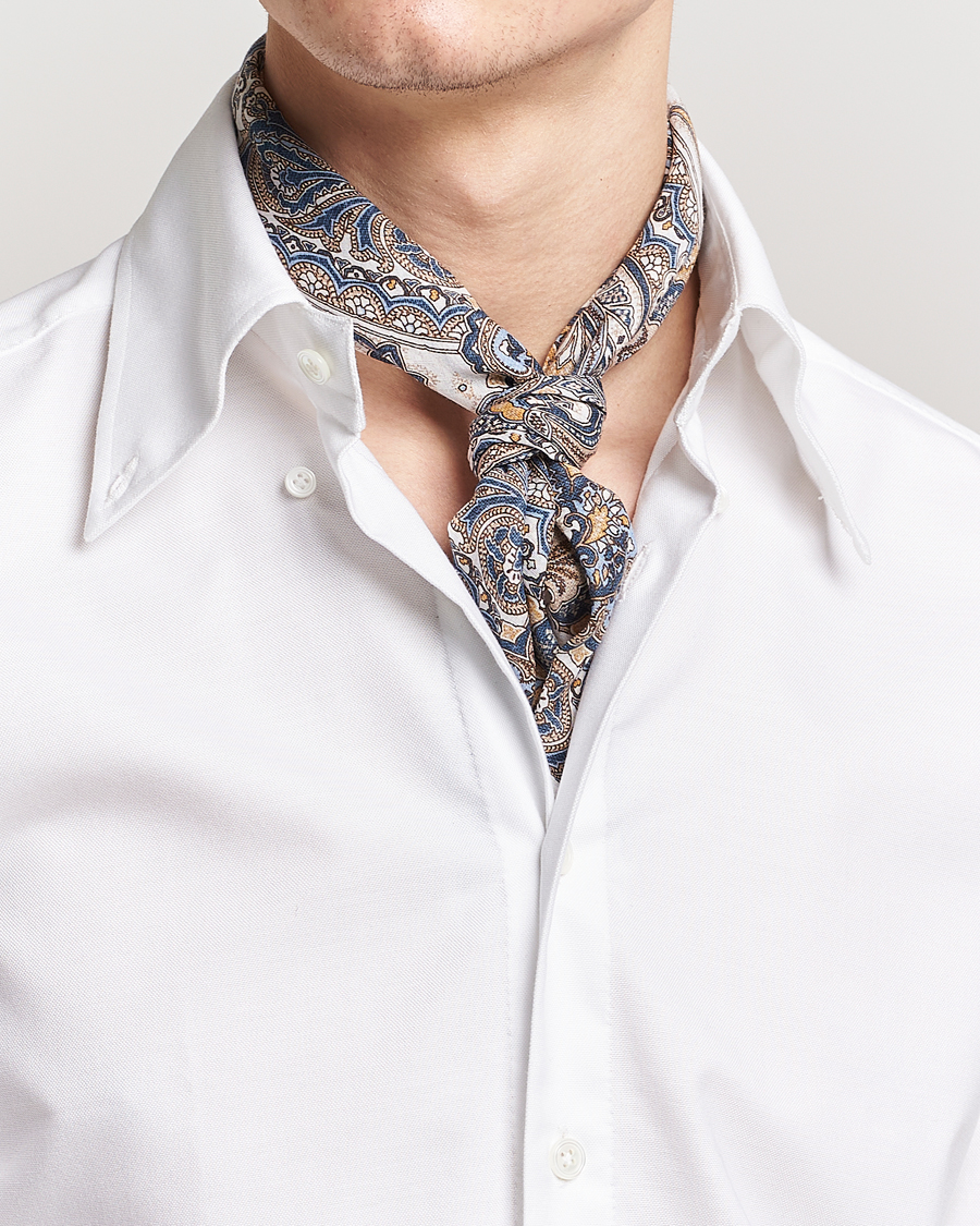 Herren | Amanda Christensen Cotton Voilé Printed Large Paisley Bandana White | Amanda Christensen | Cotton Voilé Printed Large Paisley Bandana White
