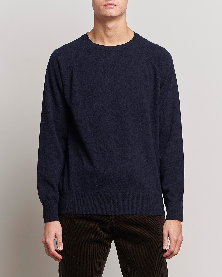 Herren | Pullover | Oscar Jacobson | Gustaf Lambswool Raglan Crew Neck Navy