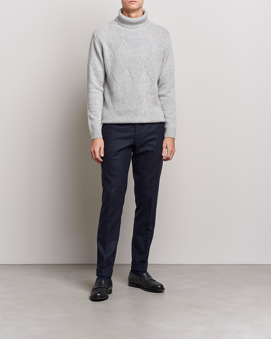 Herren | Pullover | Oscar Jacobson | Lyle Wool/Cashmere Structured Rollneck Light Grey