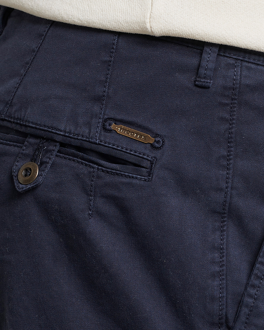 Herren | Hosen | Incotex | Tapered Fit Pleated Slacks Navy
