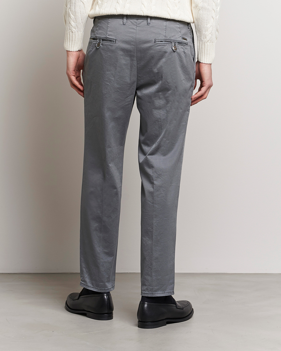 Herren | Hosen | Incotex | Tapered Fit Pleated Slacks Dark Grey