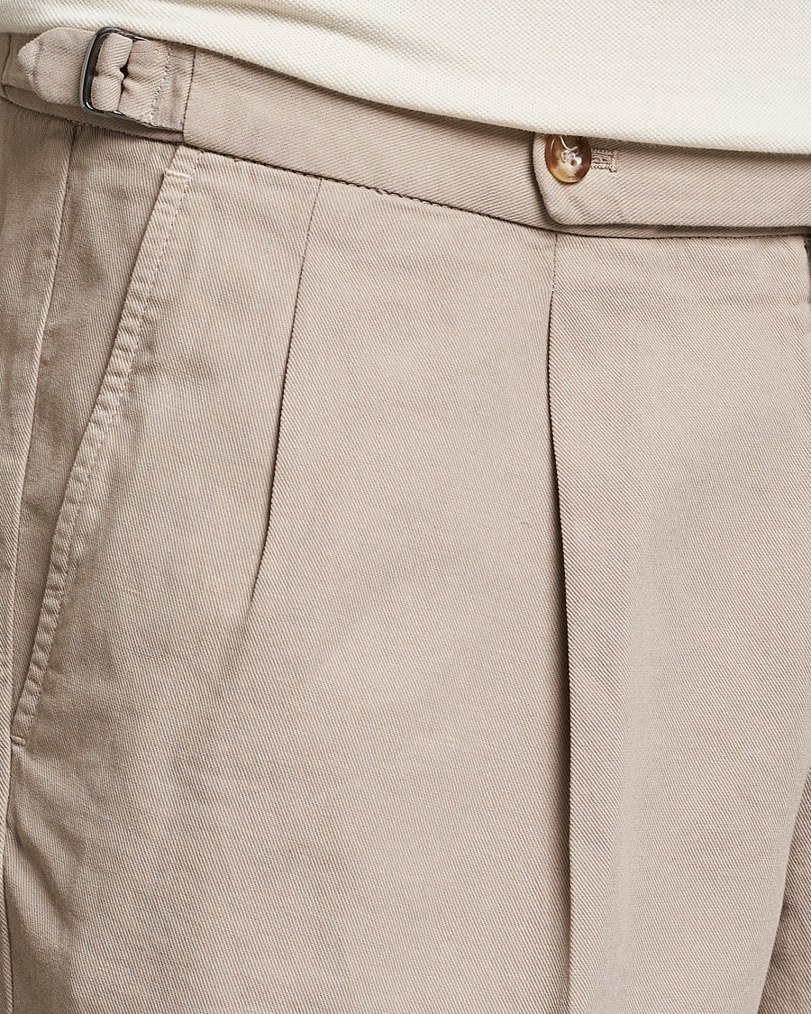 Herren | Shorts | Incotex | Pleated Chinolino Shorts Beige