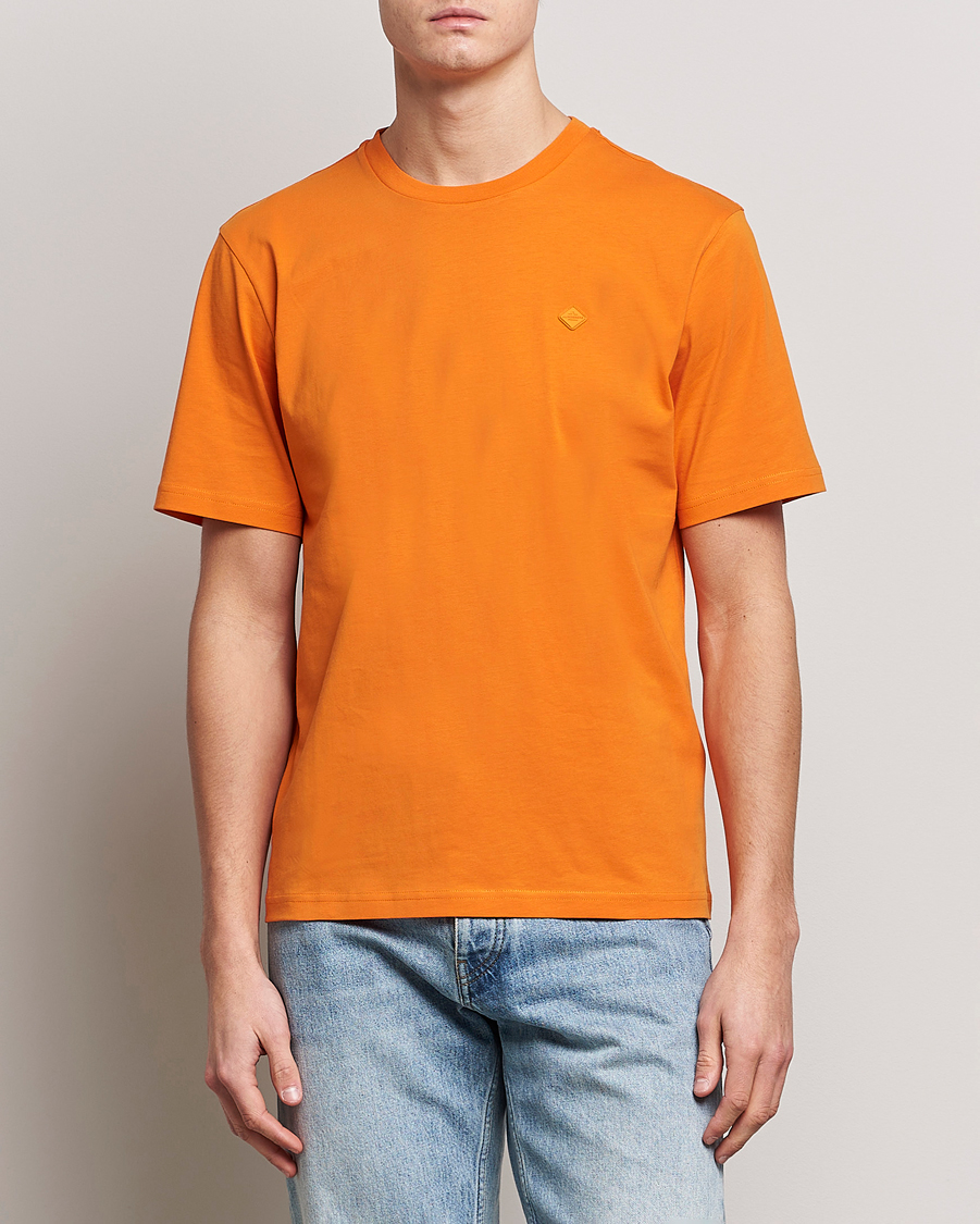 Herren | T-Shirts | J.Lindeberg | Dale Organic Cotton Patch T-Shirt Russet Orange