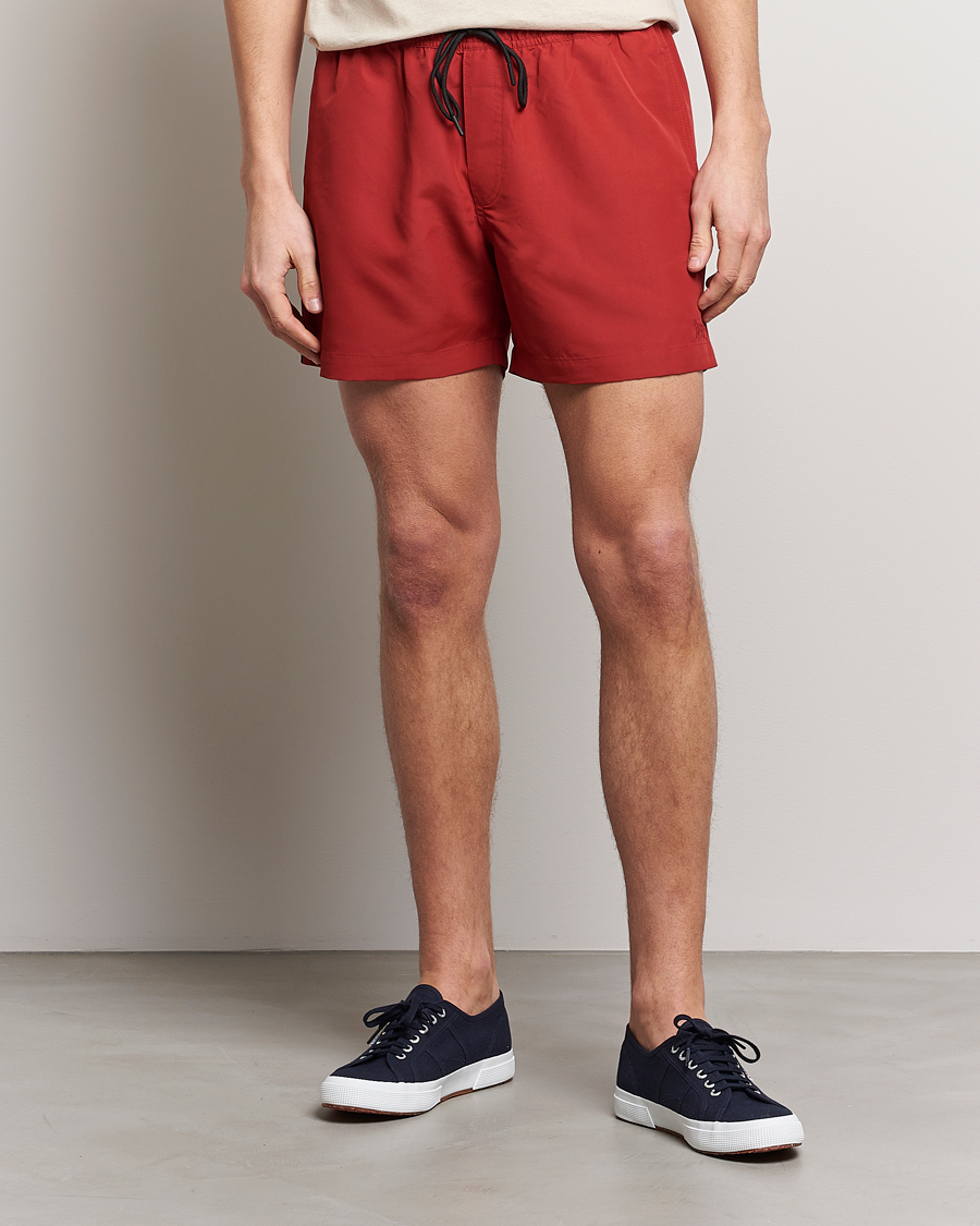 Herren | Badehosen | Tiger of Sweden | Sjo Swim Shorts Dark Raspberry
