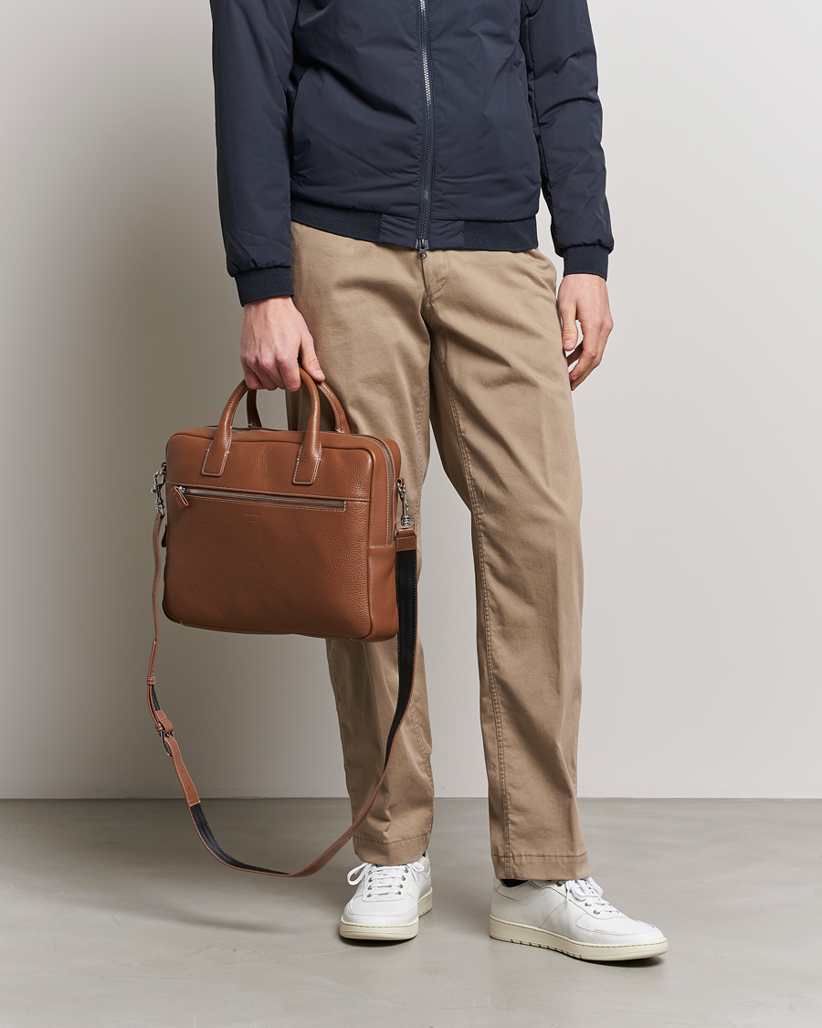 Herren | Tiger of Sweden Beckholmen Cow Leather Computer Bag Caramel Cafe | Tiger of Sweden | Beckholmen Cow Leather Computer Bag Caramel Cafe