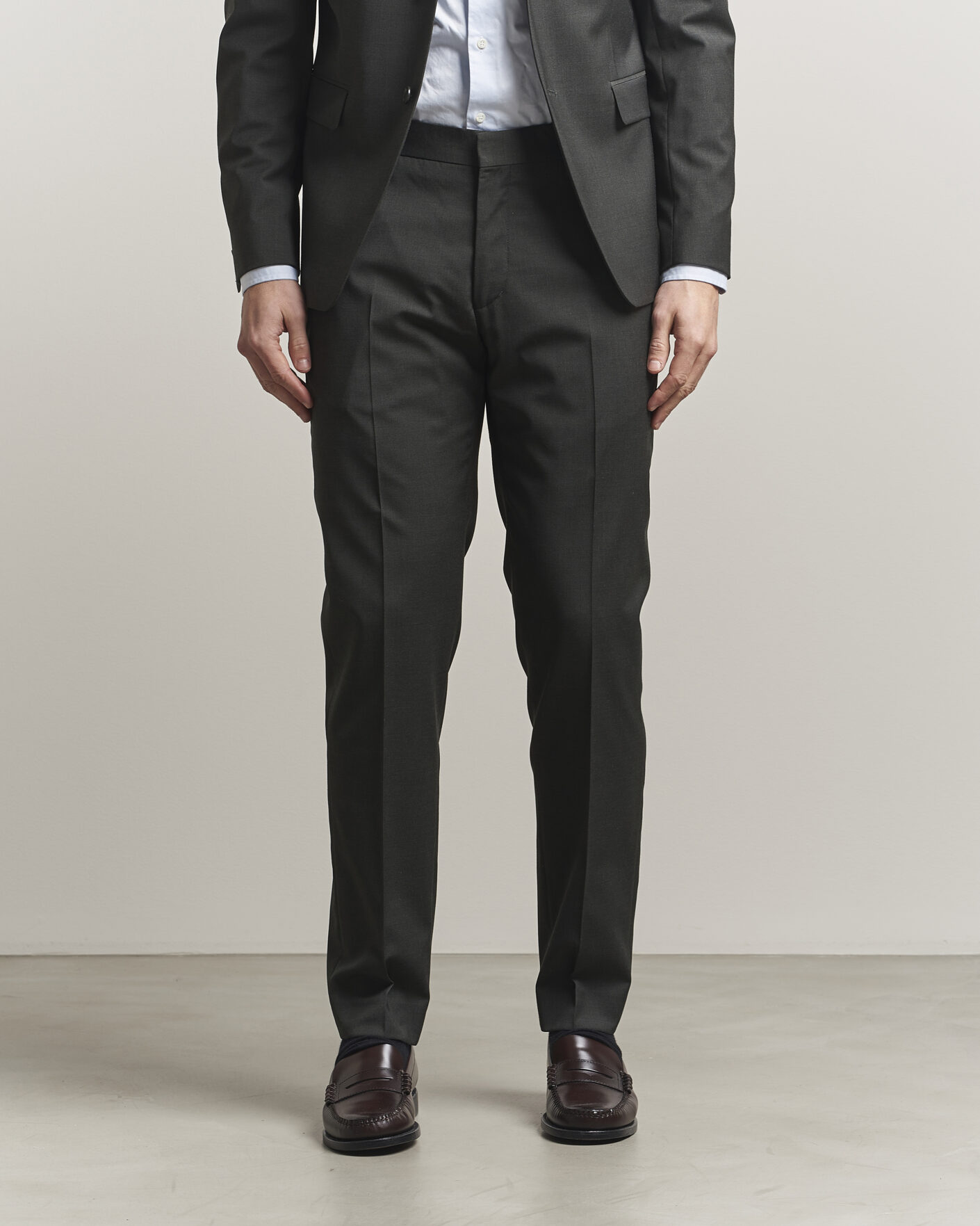 Herren | Hosen | Tiger of Sweden | Tenuta Wool Travel Suit Trousers Olive Extreme