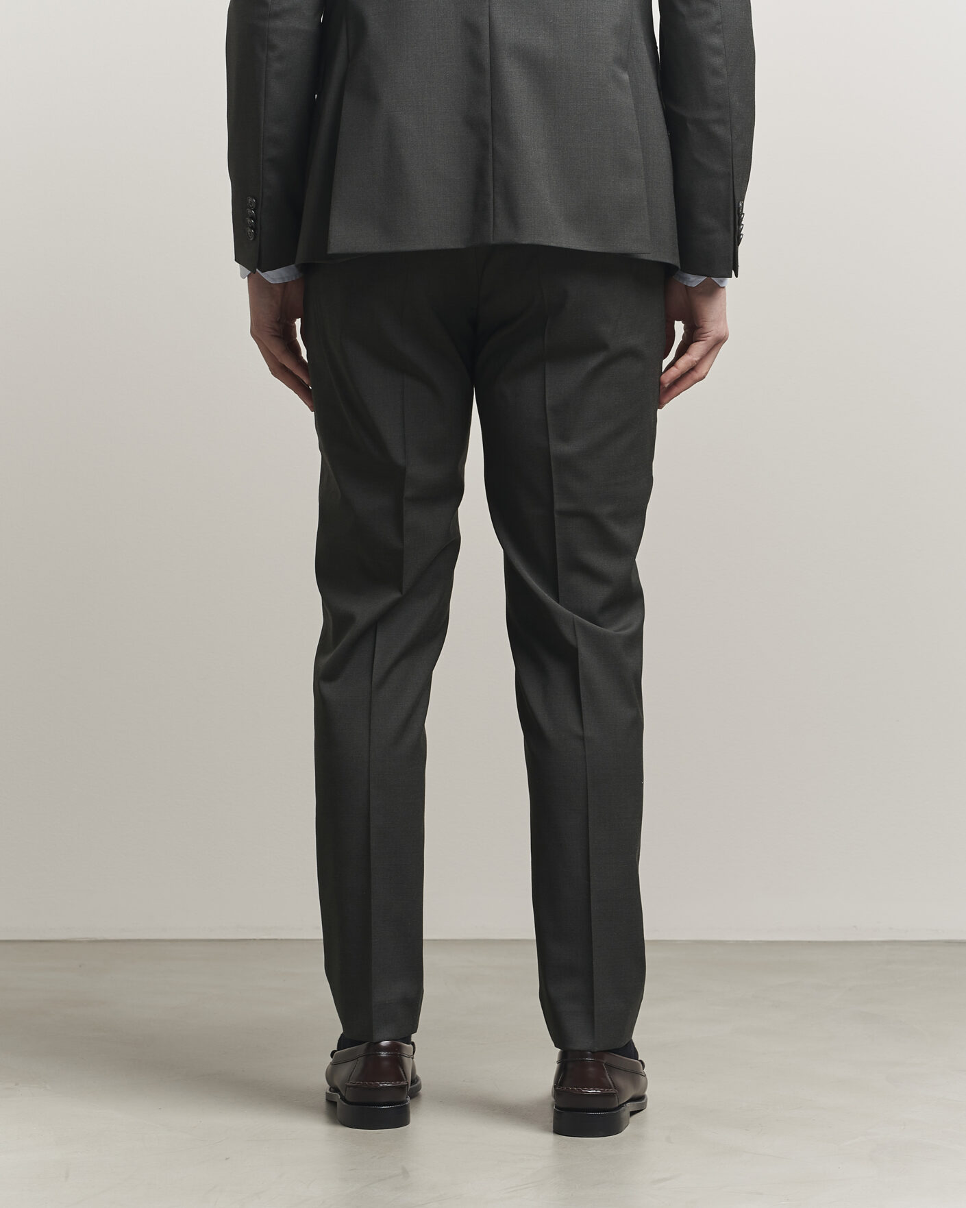 Herren | Hosen | Tiger of Sweden | Tenuta Wool Travel Suit Trousers Olive Extreme