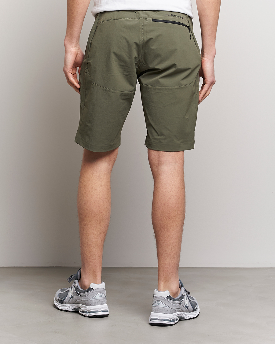 Herren | Shorts | Peak Performance | Stretch Drawstring Tech Shorts Pine Needle