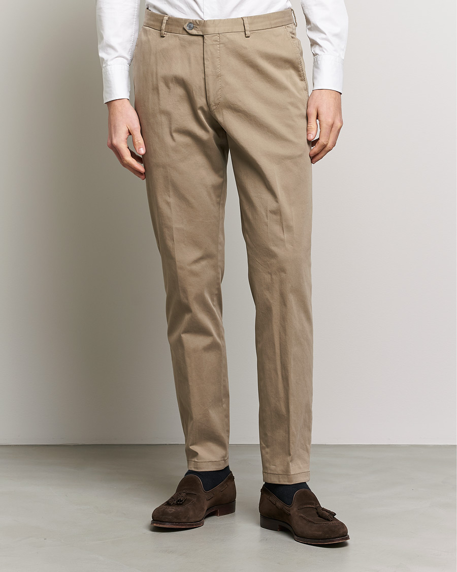Herren | Oscar Jacobson | Oscar Jacobson | Denz Casual Cotton Trousers Beige
