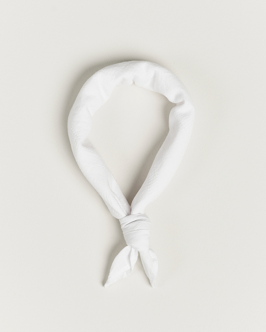 Herren | Oscar Jacobson Cotton Structure Bandana White | Oscar Jacobson | Cotton Structure Bandana White