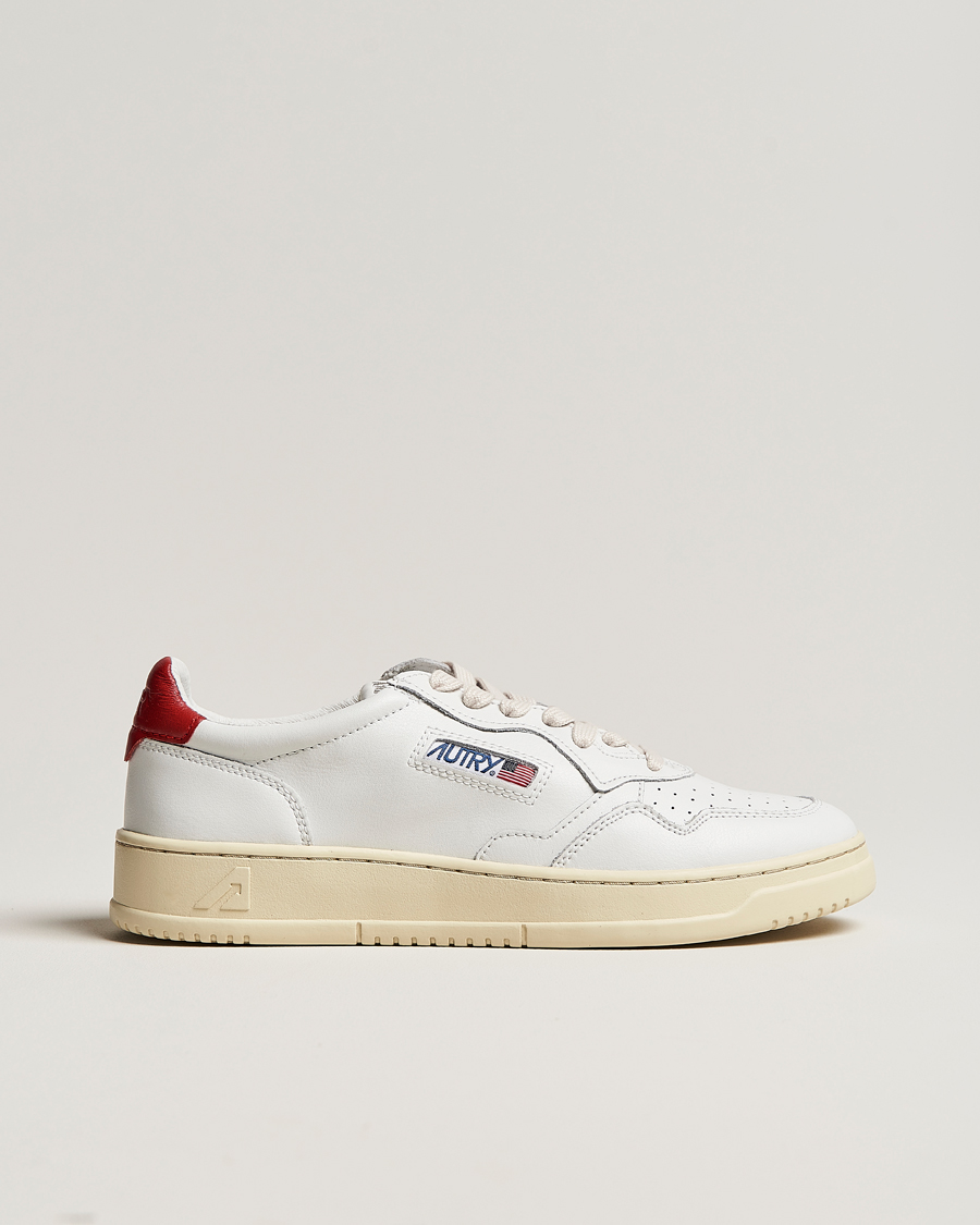 Herren | Autry Medalist Low Super Soft Leather Sneaker White/Red | Autry | Medalist Low Super Soft Leather Sneaker White/Red
