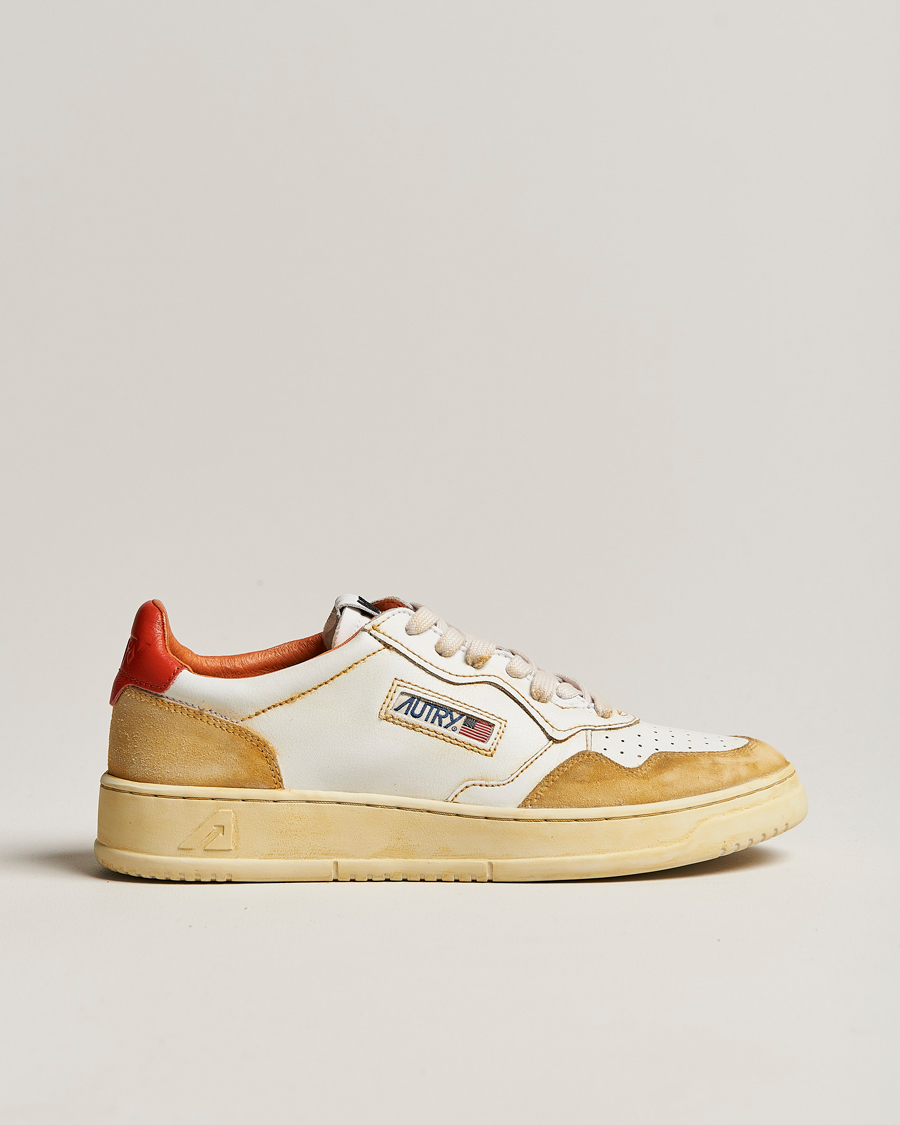 Herren | Autry Super Vintage Low Leather/Suede Sneaker Leat White/Orange | Autry | Super Vintage Low Leather/Suede Sneaker Leat White/Orange