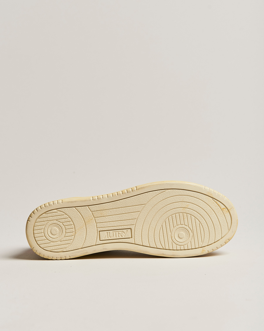 Herren | Autry Super Vintage Low Leather/Suede Sneaker Leat White/Orange | Autry | Super Vintage Low Leather/Suede Sneaker Leat White/Orange