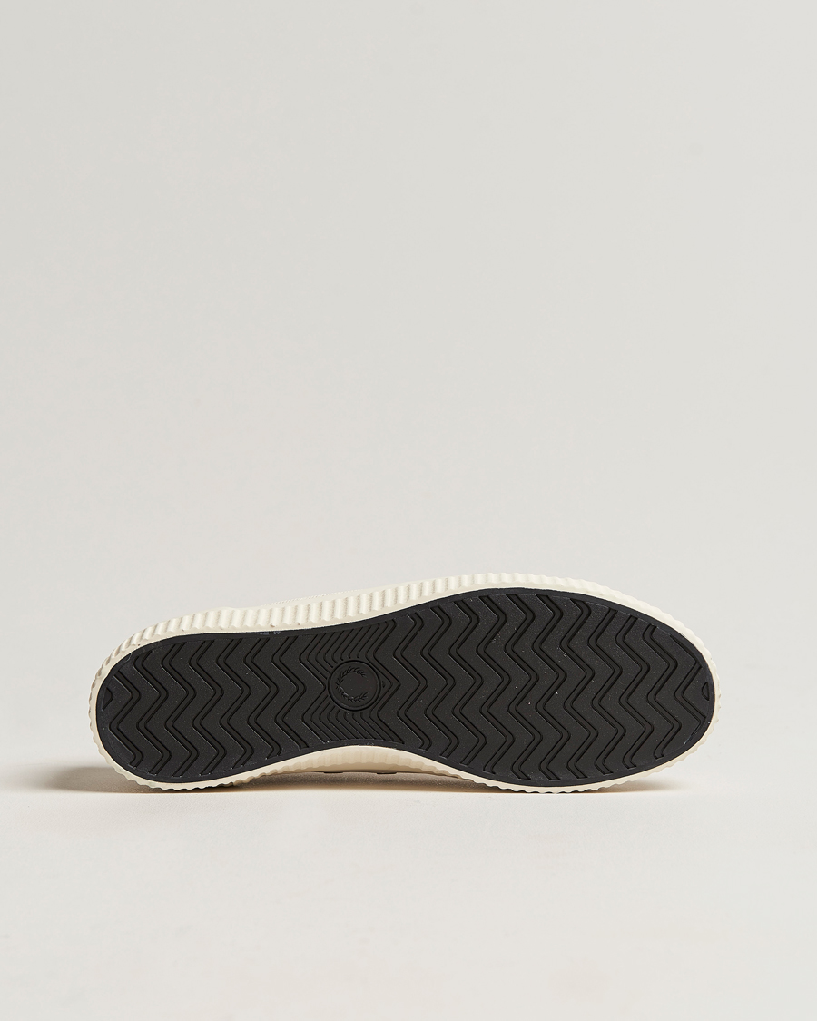 Herren | Fred Perry Hughes Low Canvas Sneaker Ecru | Fred Perry | Hughes Low Canvas Sneaker Ecru