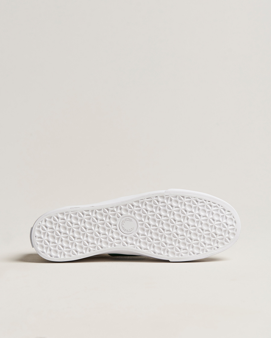 Herren | Fred Perry Underspin Tipped Cuff Twill Sneaker Porcelain | Fred Perry | Underspin Tipped Cuff Twill Sneaker Porcelain