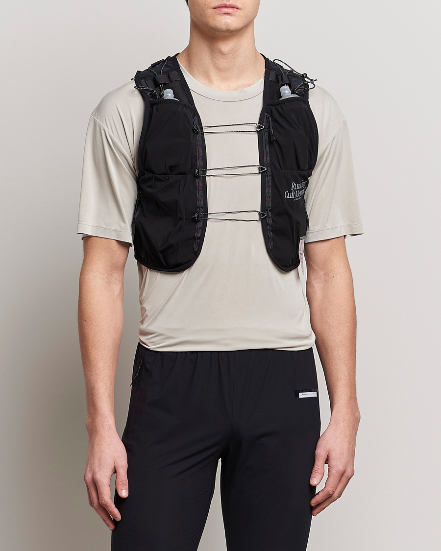 Herren | Satisfy Justice Cordura Hydration Vest Black | Satisfy | Justice Cordura Hydration Vest Black