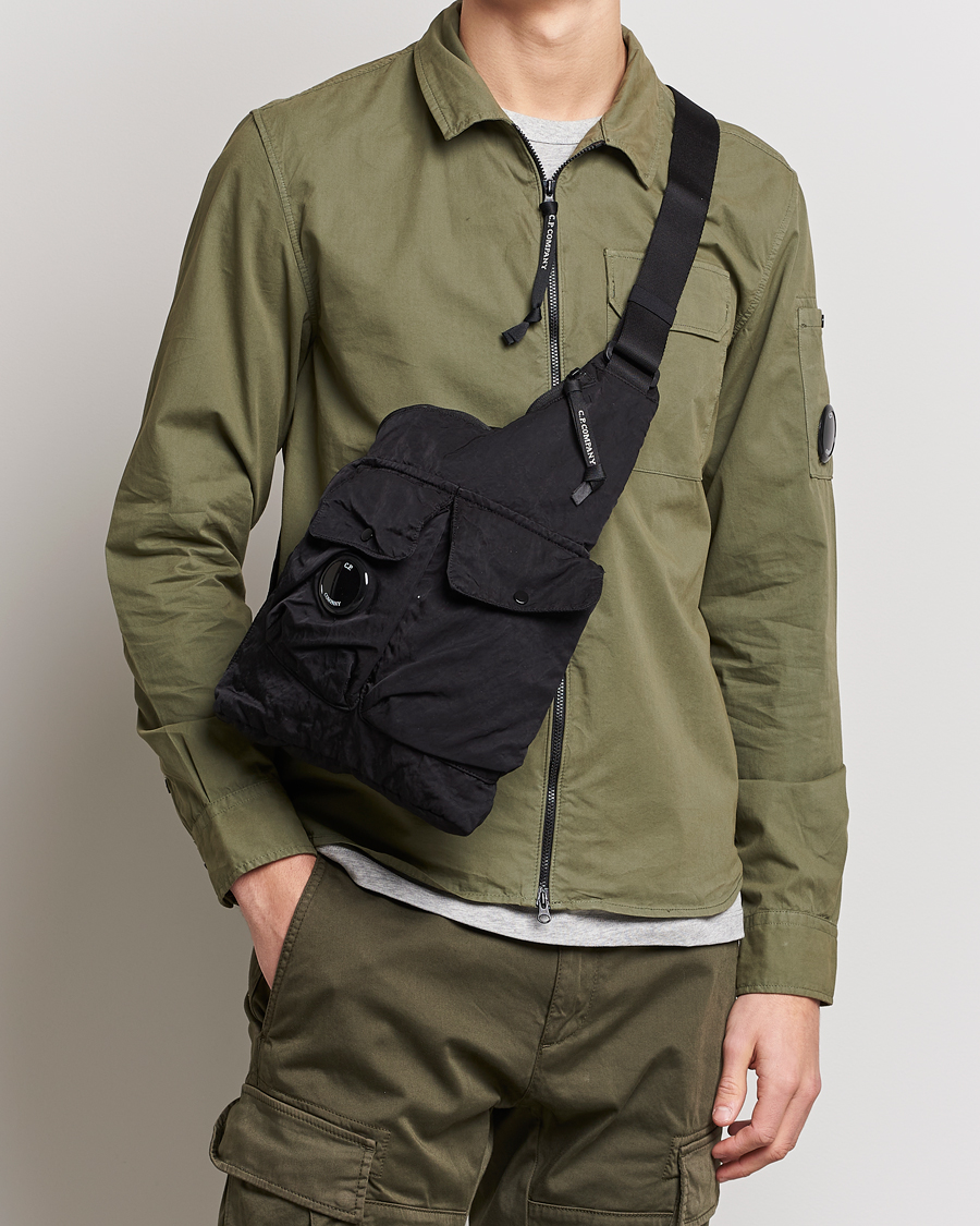 Herren | C.P. Company Nylon B Shoulder Bag Black | C.P. Company | Nylon B Shoulder Bag Black