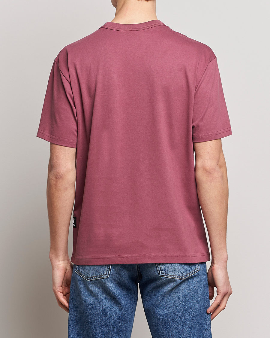 Herren | T-Shirts | New Balance | Athletics Warped T-Shirt Washed Burgundy