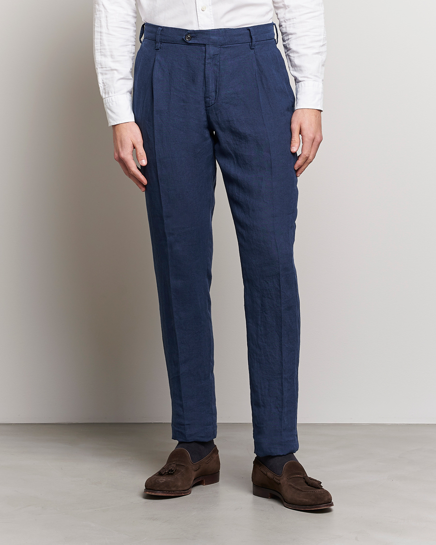 Herren | Hosen | Lardini | Pleated Linen Trousers Navy