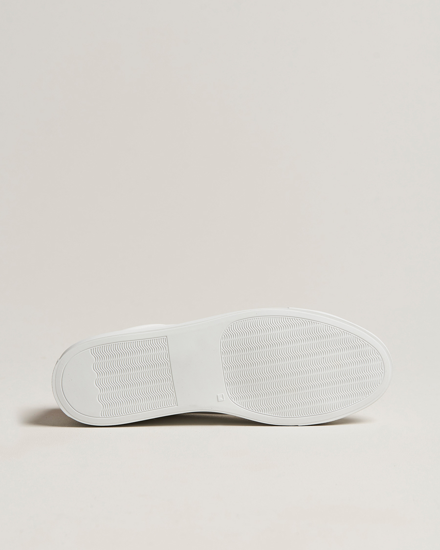 Herren | Common Projects Retro Low Suede Sneaker White/Red | Common Projects | Retro Low Suede Sneaker White/Red