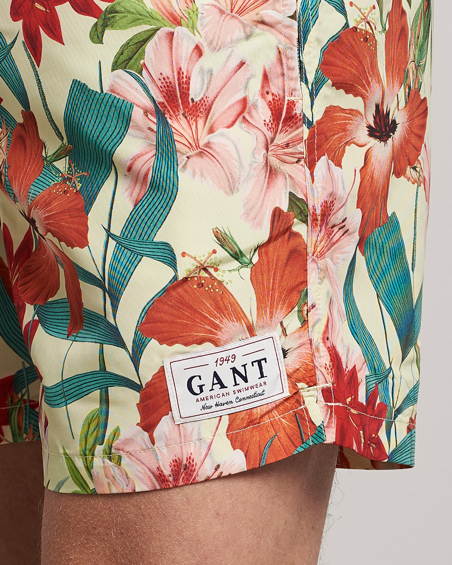 Herren | Badehosen | GANT | Printed Flower Swimshorts Yellow Multi