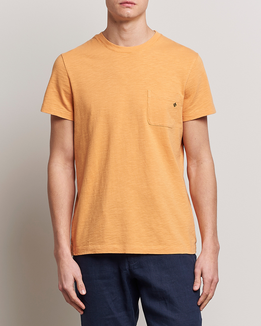 Herren | T-Shirts | Morris | Lily Slub Pocket Crew Neck Tee Orange