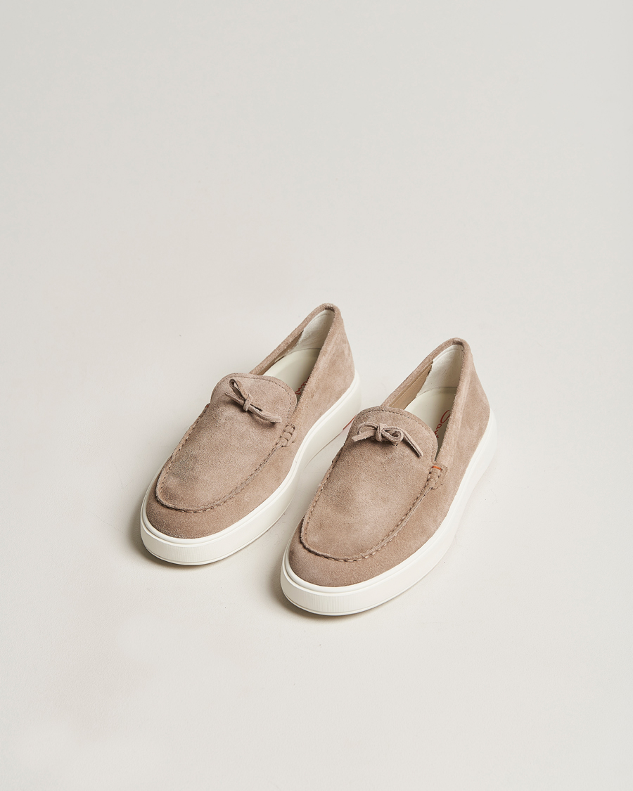 Herren | Santoni Lacetto Slip On Beige Suede | Santoni | Lacetto Slip On Beige Suede