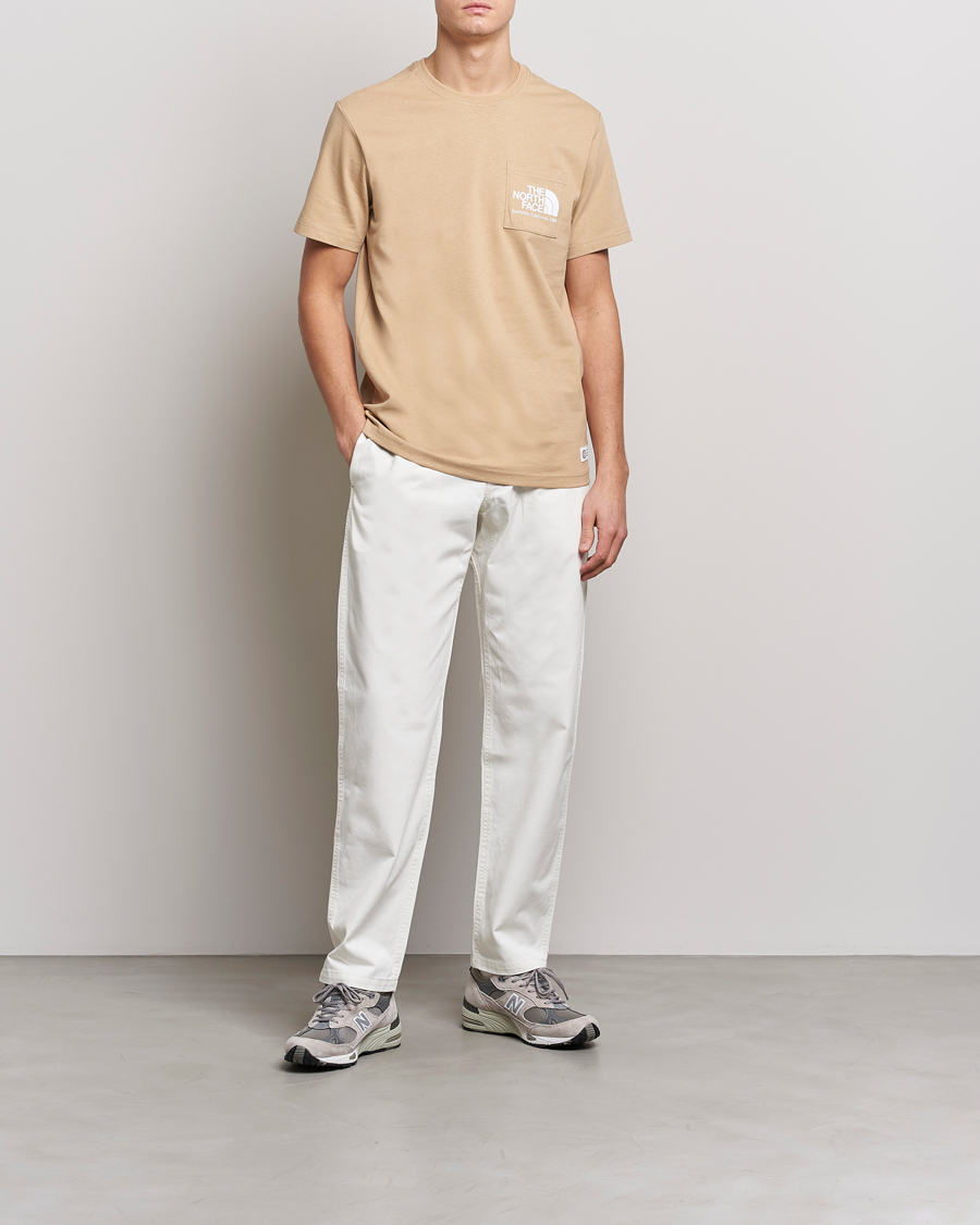 Herren | T-Shirts | The North Face | Heritage Berkley T-Shirt Khaki Stone