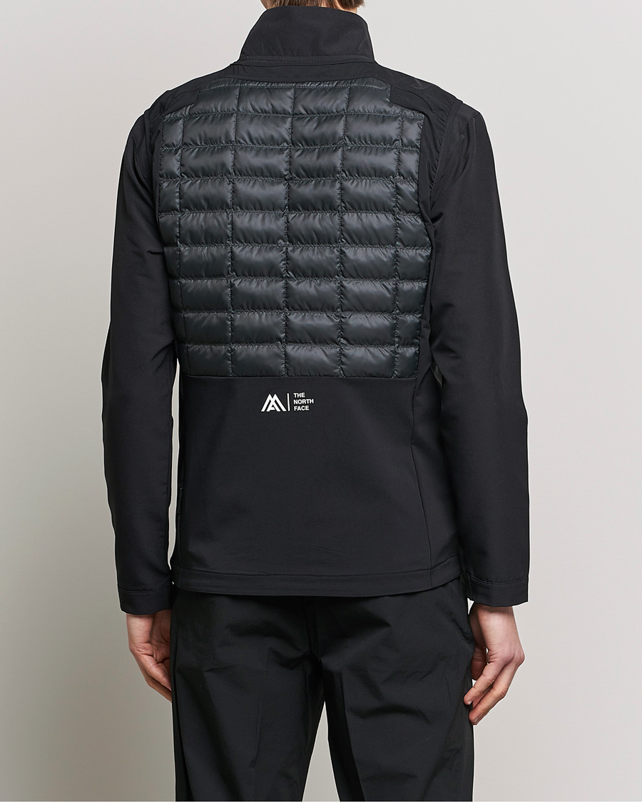 Herren | Westen | The North Face | Mountain Athletics Thermoball Vest Black/Asphalt