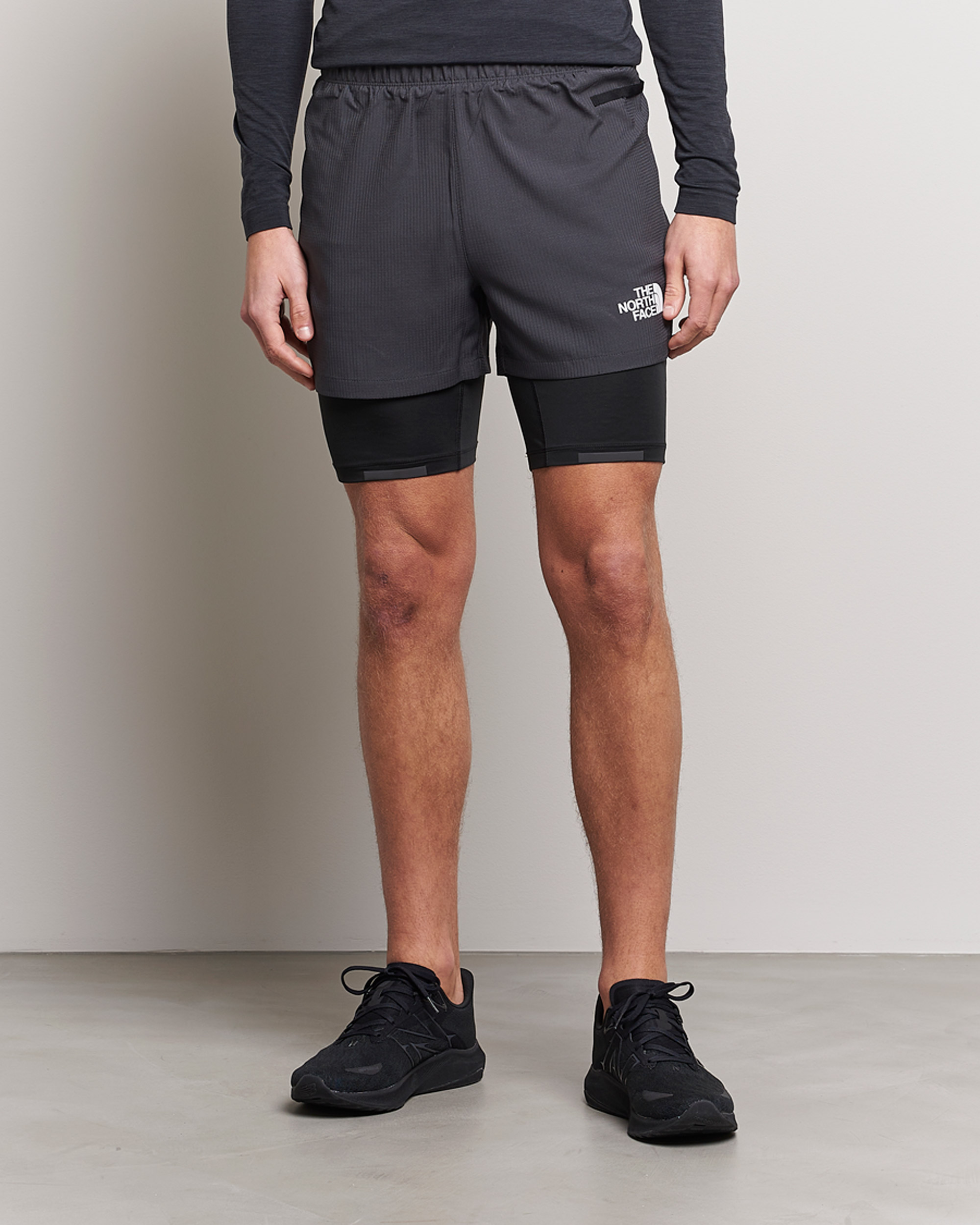 Herren | Shorts | The North Face | Mountain Athletics Dual Shorts Black/Asphalt