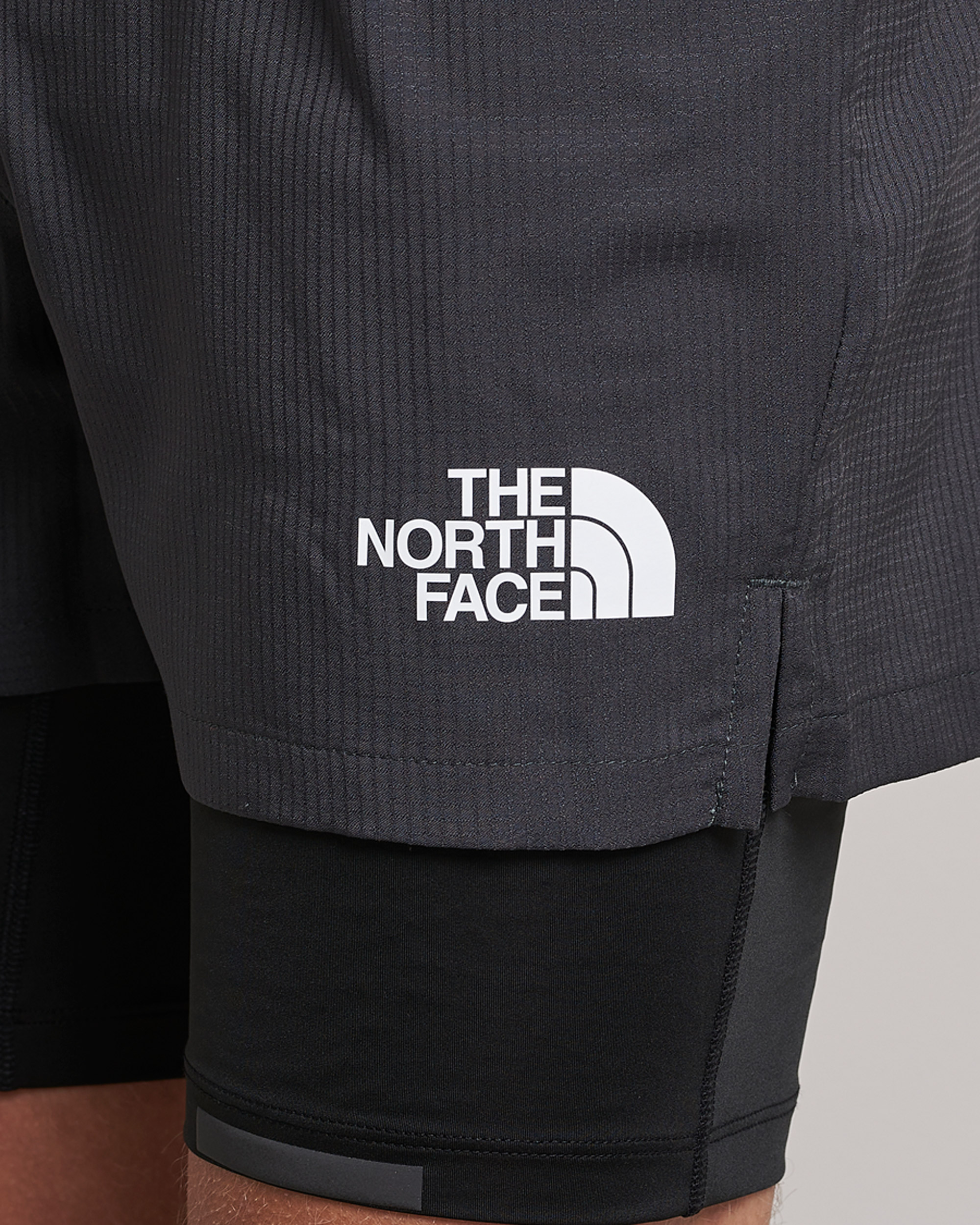Herren | Shorts | The North Face | Mountain Athletics Dual Shorts Black/Asphalt