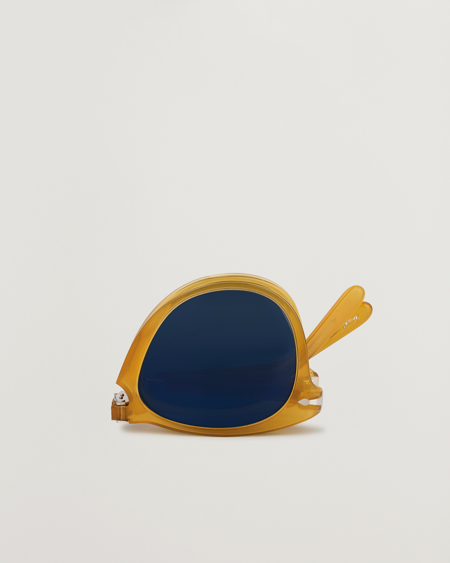 Herren | Persol 0PO0714 Steve McQueen Sunglasses Opal Yellow | Persol | 0PO0714 Steve McQueen Sunglasses Opal Yellow