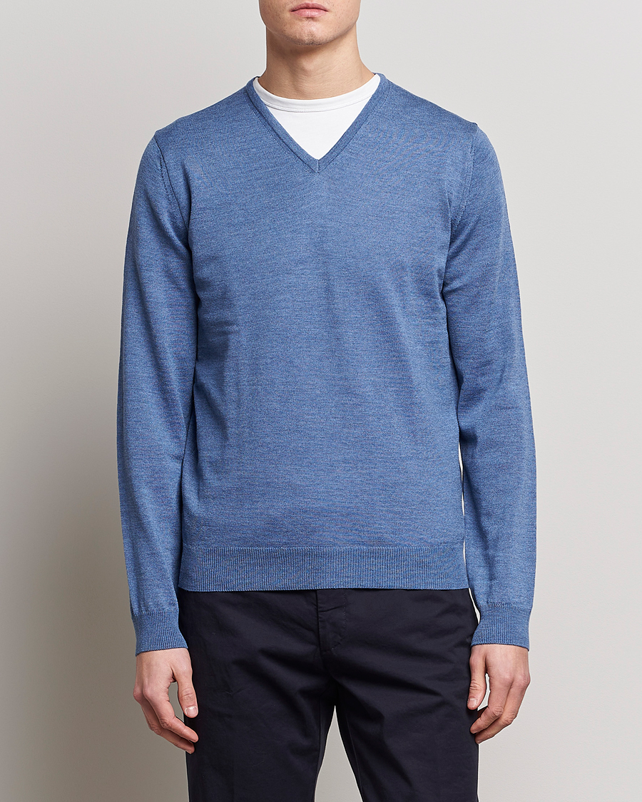 Herren | Pullover | Stenströms | Merino Patch V-Neck Light Blue/Blue