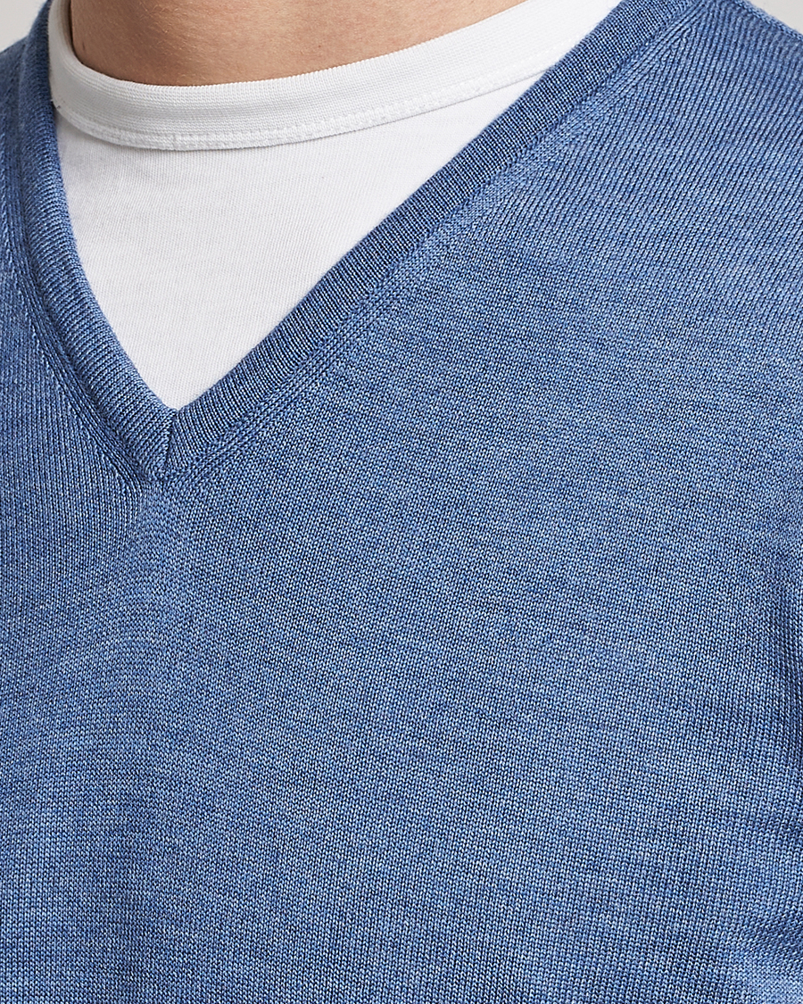 Herren | Pullover | Stenströms | Merino Patch V-Neck Light Blue/Blue