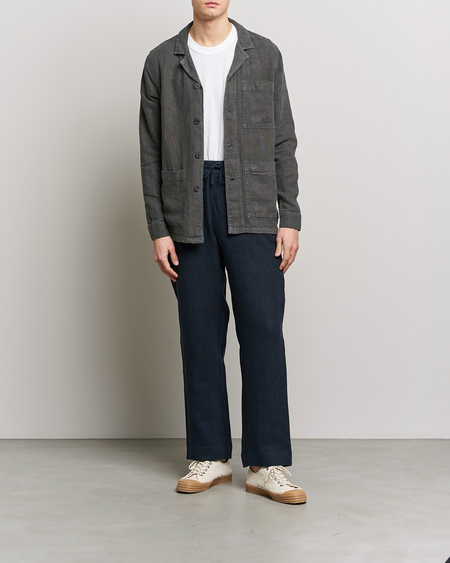 Herren | Hosen | A Day's March | Tamait Drawstring Linen Trousers Navy