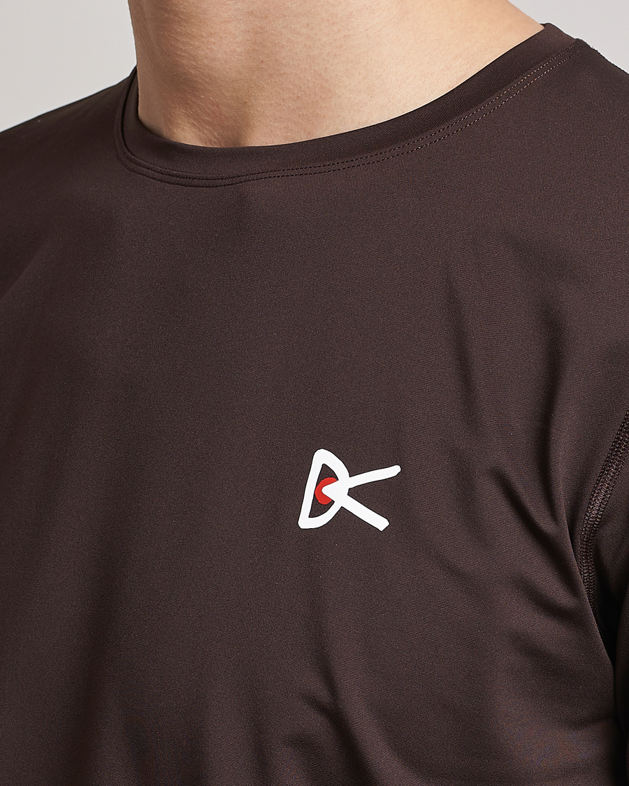 Herren | T-Shirts | District Vision | Deva-Tech Short Sleeve T-Shirt Cacao