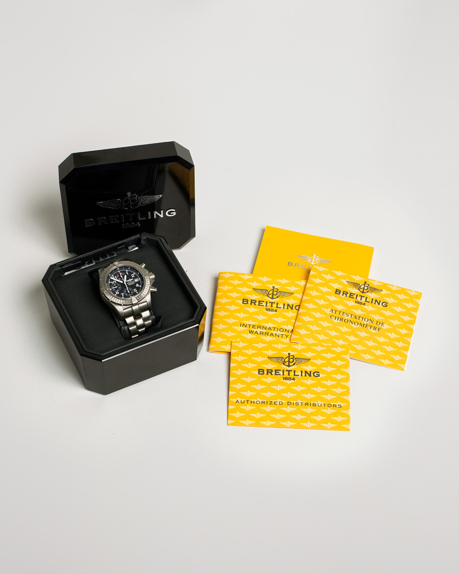 Herren | Pre-Owned & Vintage Watches | Breitling Pre-Owned | AvengerM1 E73360 Titan Blue