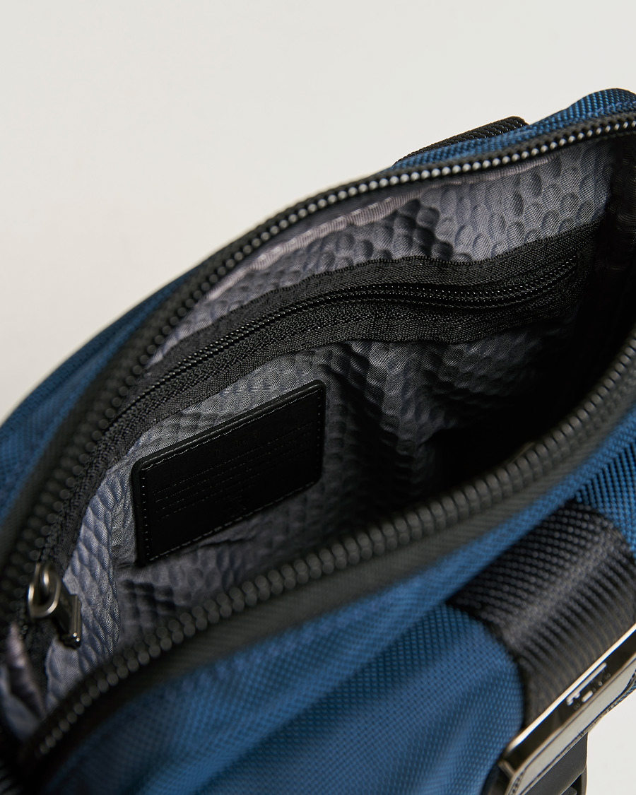 Herren | TUMI Alpha Bravo Junior Crossbody Navy | TUMI | Alpha Bravo Junior Crossbody Navy