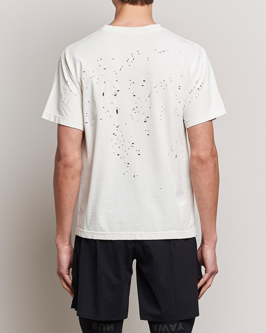 Herren | T-Shirts | Satisfy | MothTech T-Shirt Off White