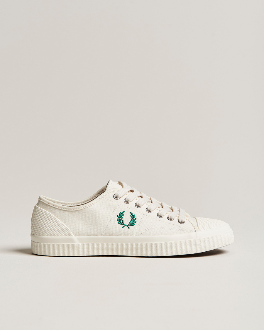 Herren | Fred Perry Huges Low Canvas Sneaker Light Ecru | Fred Perry | Huges Low Canvas Sneaker Light Ecru