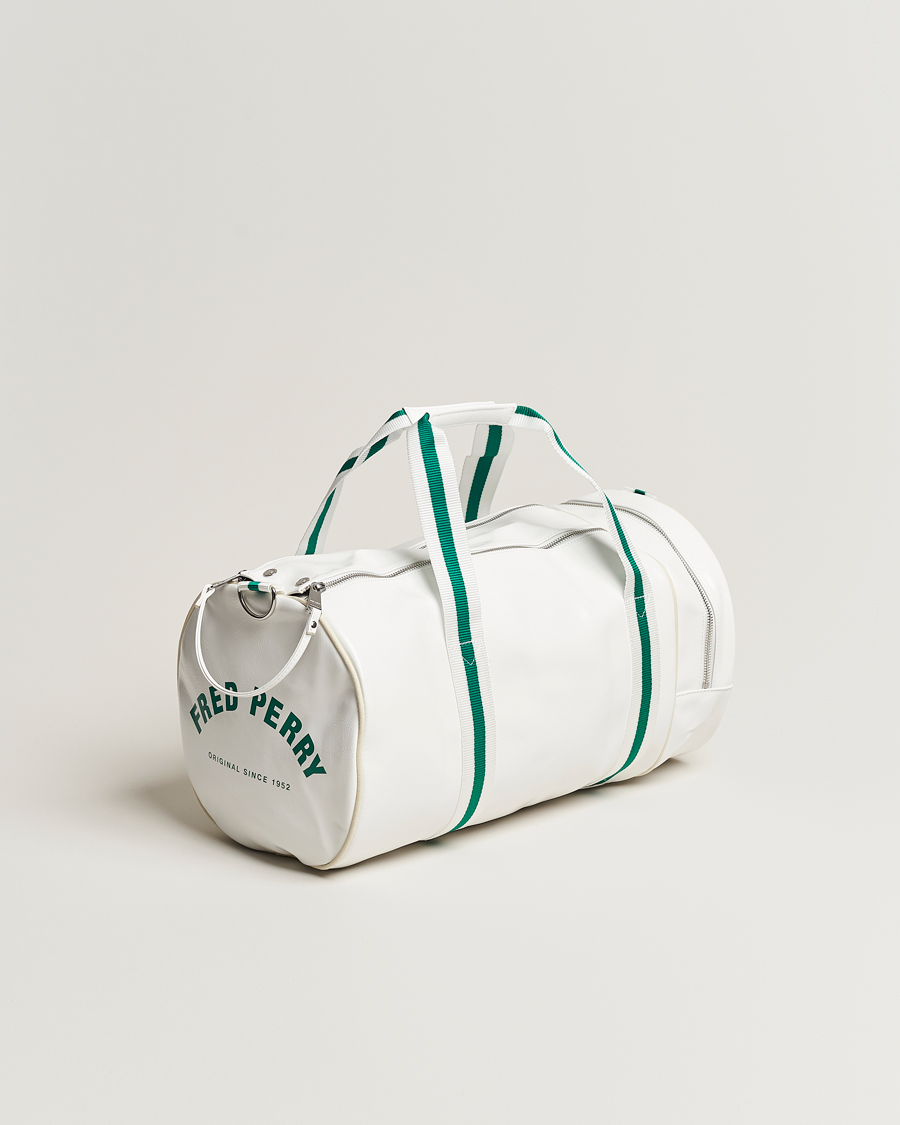 Herren | Fred Perry Classic Barrel Bag Snow White | Fred Perry | Classic Barrel Bag Snow White