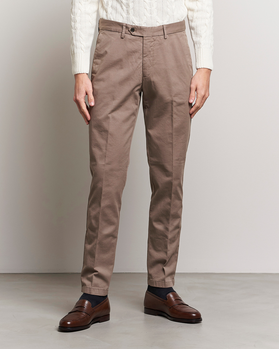 Herren | Oscar Jacobson | Oscar Jacobson | Danwick Cotton Trousers Light Brown