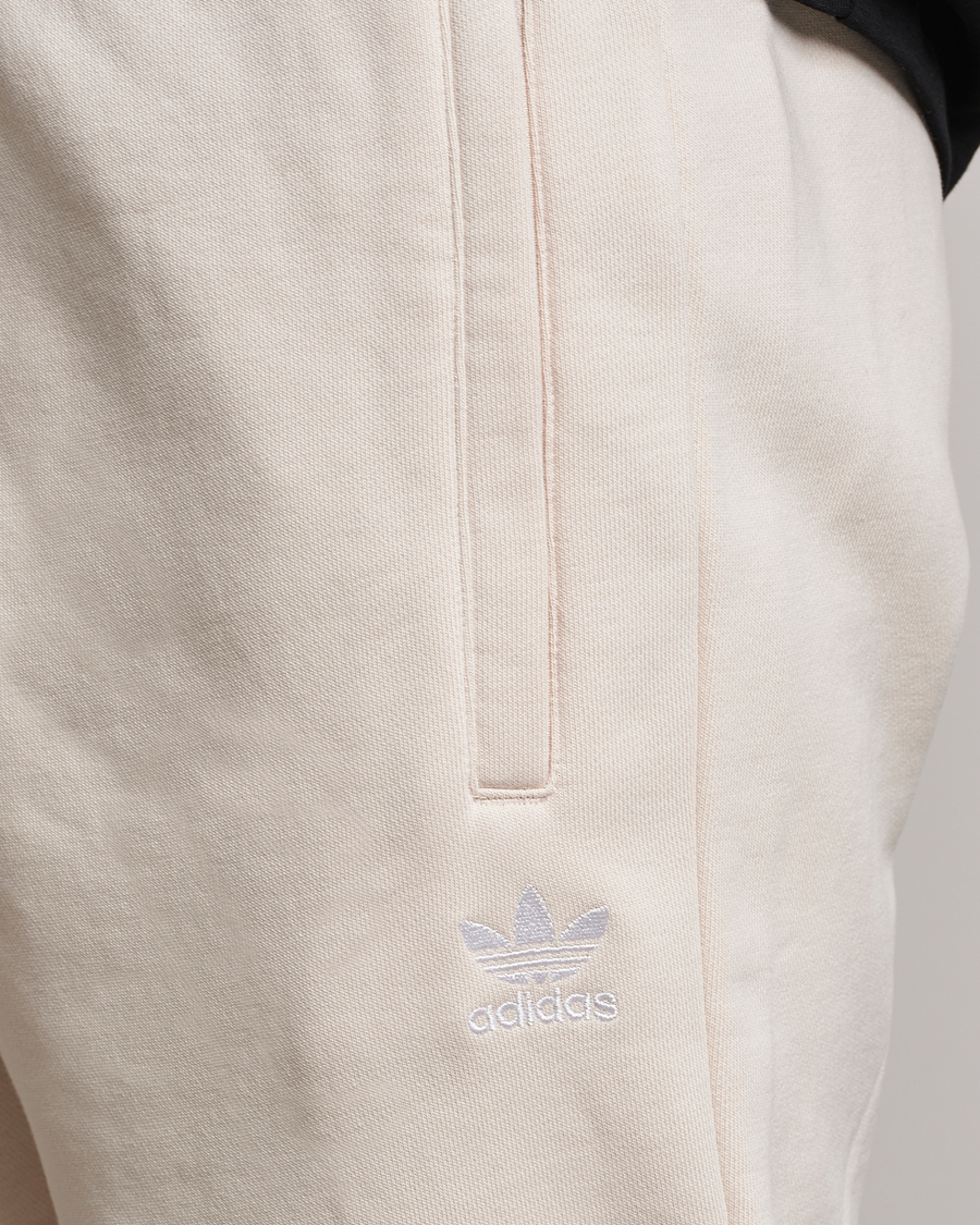 Herren | Hosen | adidas Originals | Essential Sweatpants Won White