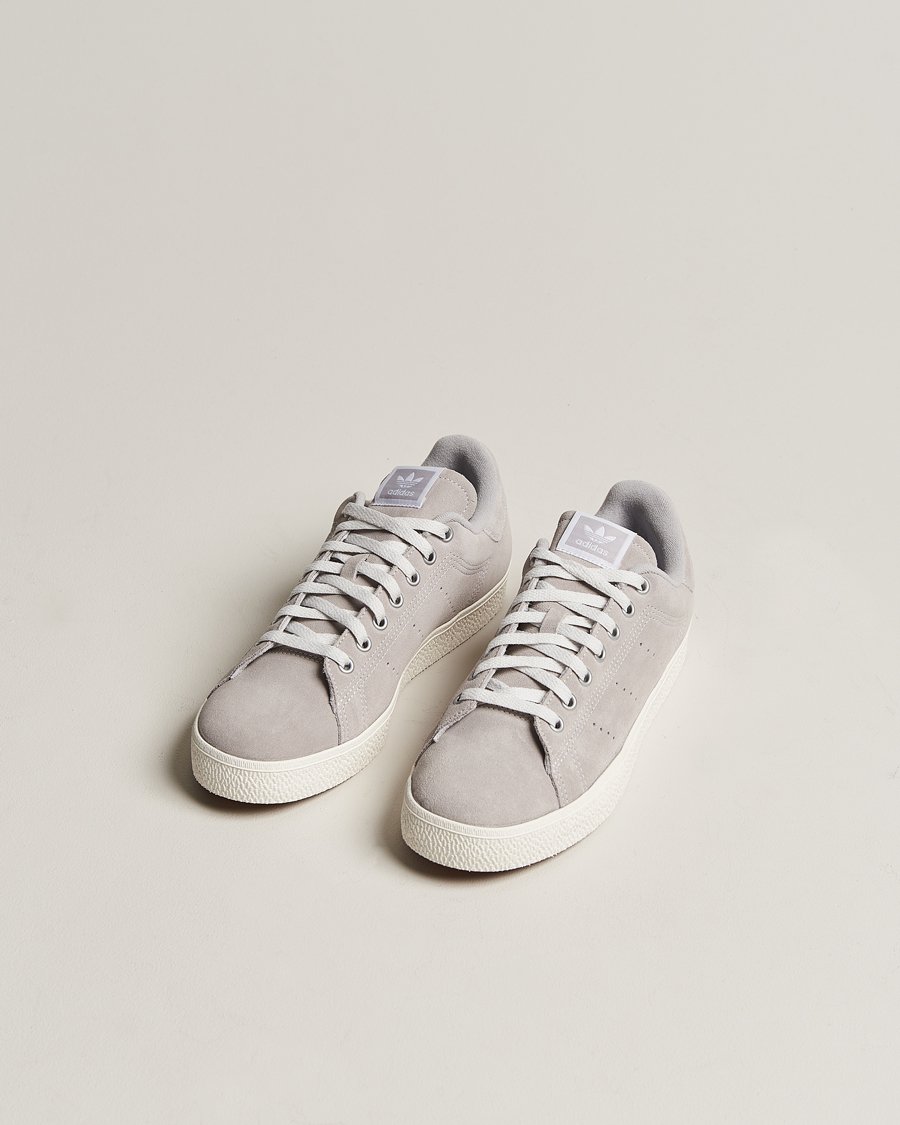 Herr | Mockaskor | adidas Originals | Stan Smith Suede B-Side Sneaker Grey