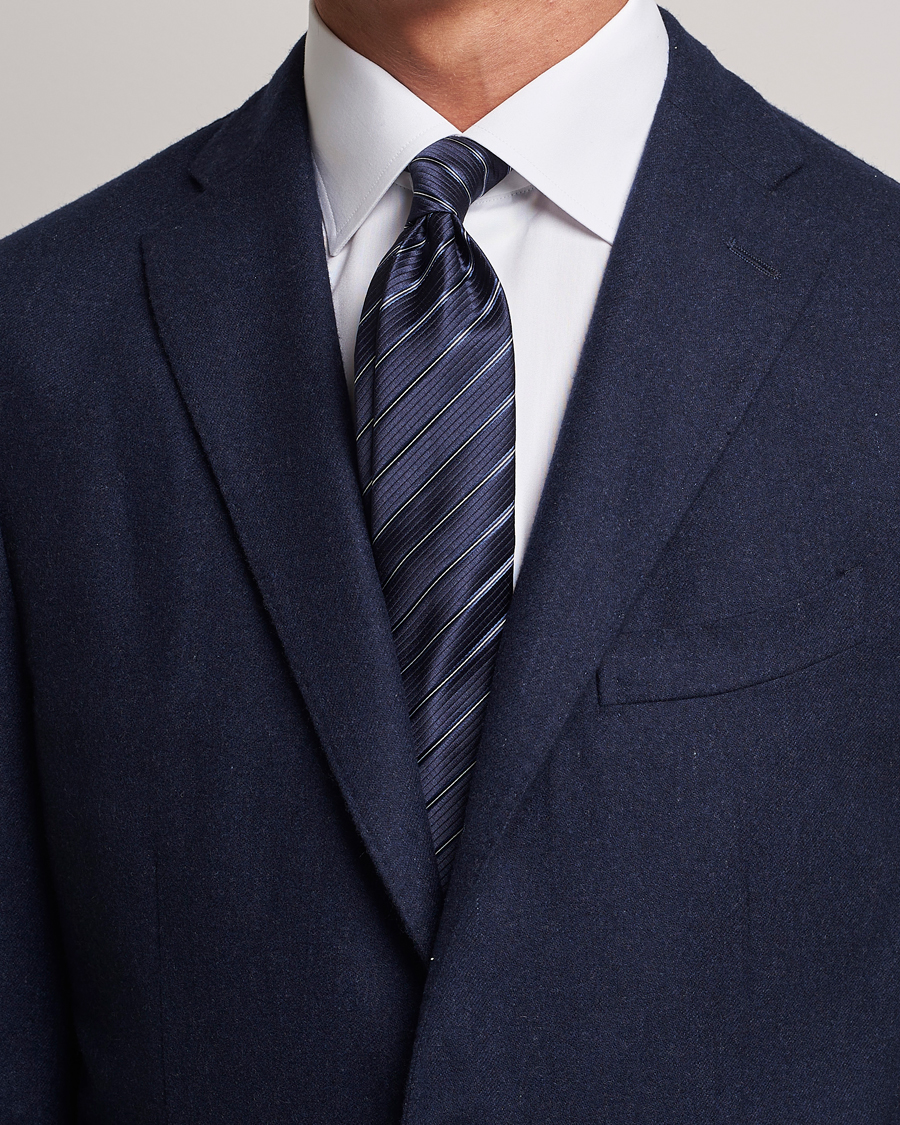 Herren | Giorgio Armani Regimental Stripe Silk Tie Navy | Giorgio Armani | Regimental Stripe Silk Tie Navy