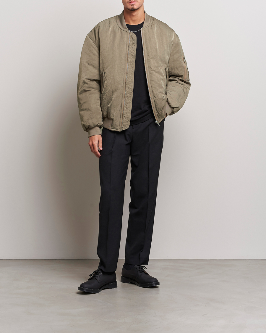 Herren | Jacken | Filippa K | Crinkled Bomber Jacket Nougat