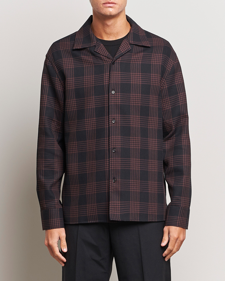 Herren | Hemden | Filippa K | Waffle Checked Resort Shirt Dark Chocolate/Black